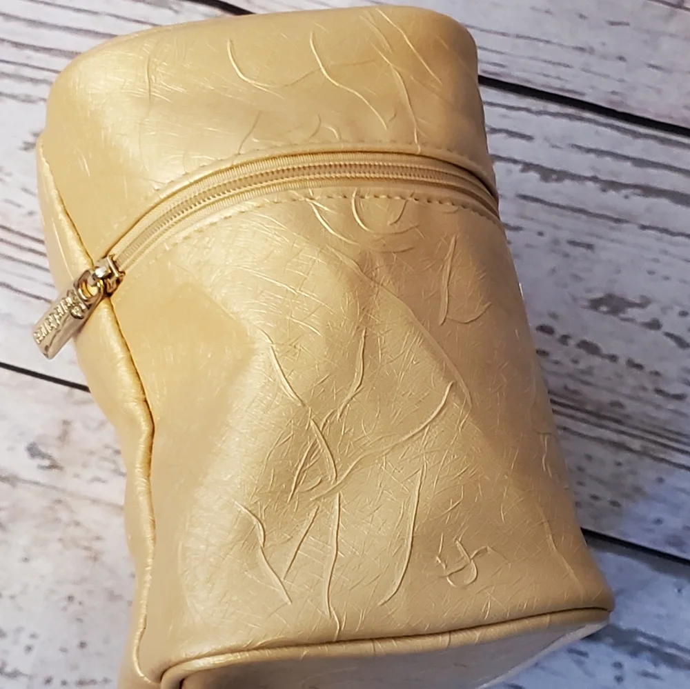 SeneGence gold vinyl mini train case makeup bag